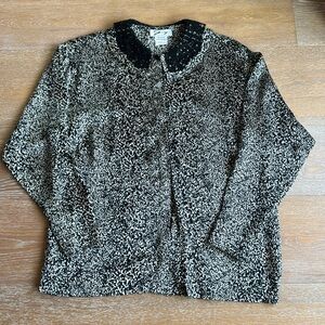 Genny silk blouse with lace trim collar